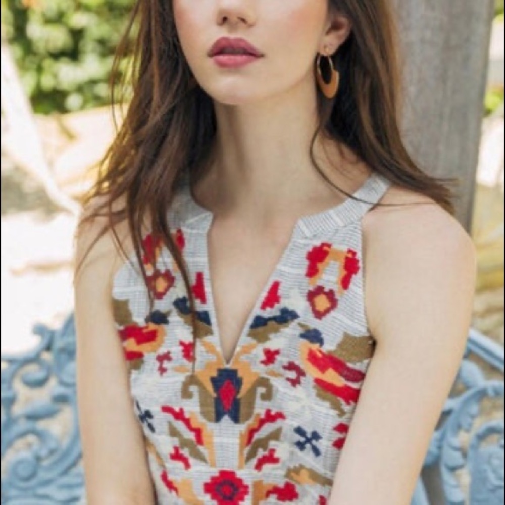 THML sleeveless blouse embroidered